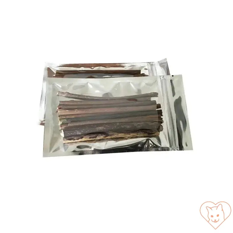 15pcs natural catnip sticks for cats, perfect for teeth cleaning and chewing, packaged in a transparent resealable bag.