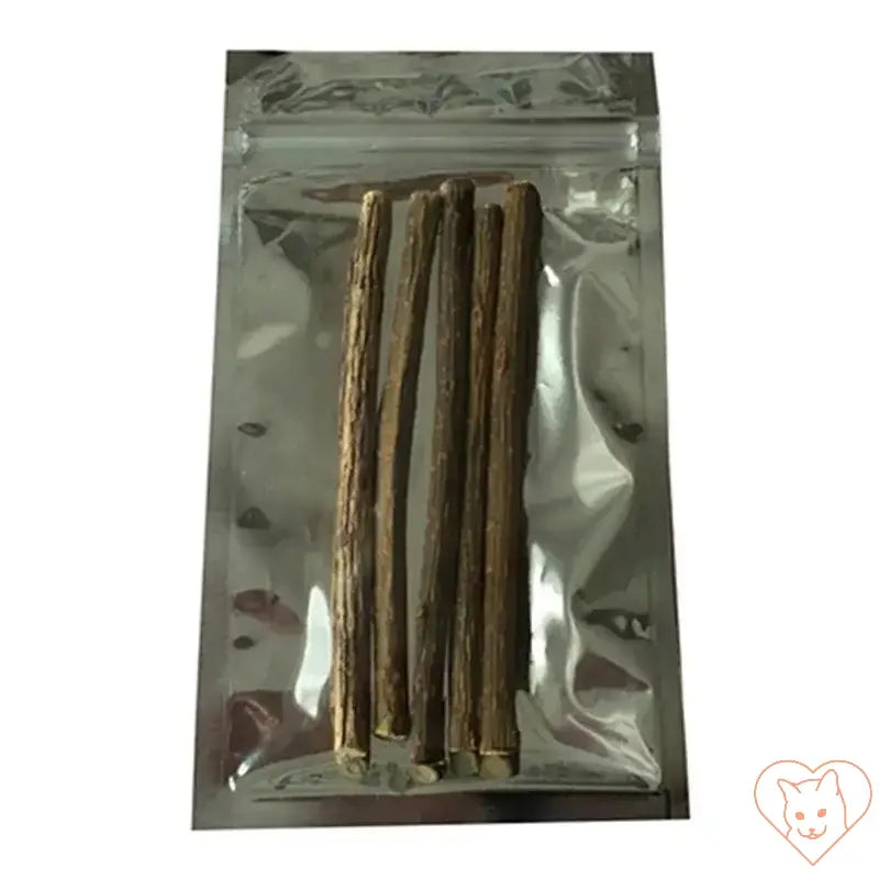 15pcs natural catnip chew sticks in a sealed bag for cat dental care and play.