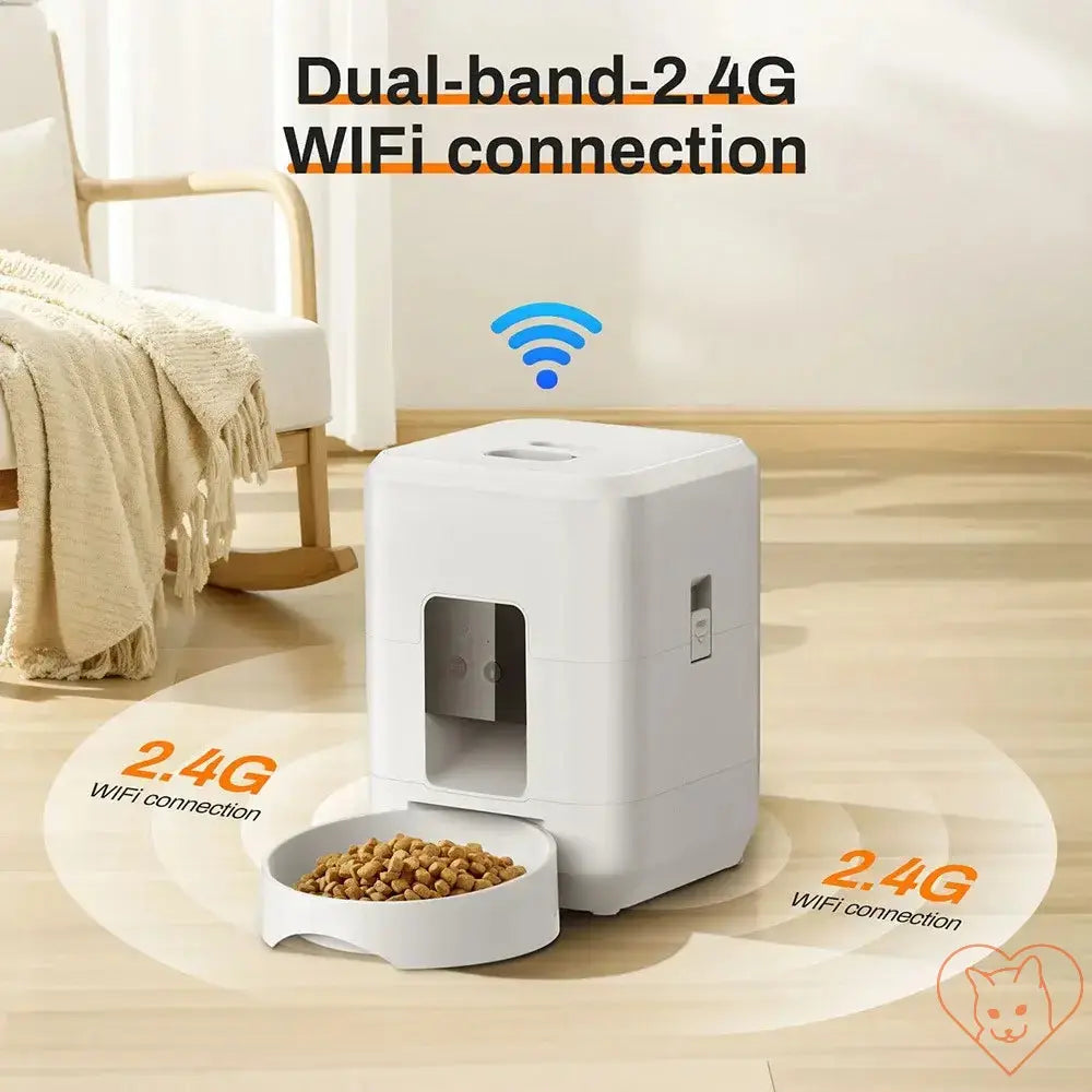 2L Smart Automatic Pet Feeder with 2.4G Wi-Fi connection and dry food bowl for cats and dogs.