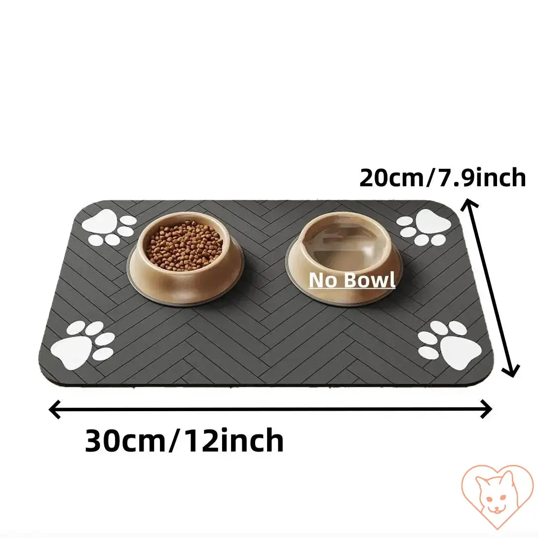 Absorbent pet feeding mat with paw prints, non-slip design, measuring 30cm by 20cm, ideal for keeping feeding areas clean.