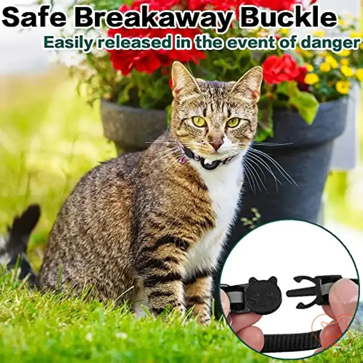 Airtag cat collar featuring a safe breakaway buckle for quick release in emergencies, designed for cat safety and comfort.