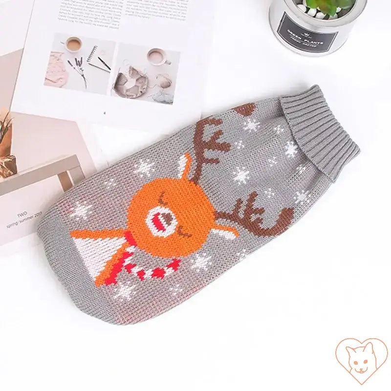 Cute gray cat sweater with reindeer design, perfect for winter warmth and stylish comfort for pets.