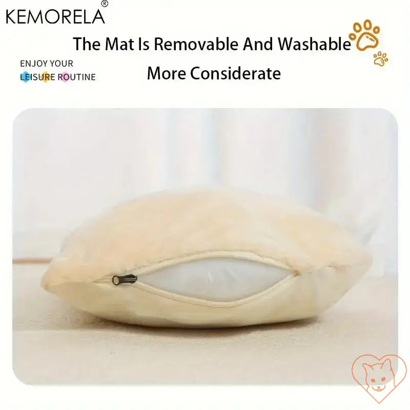 KEMORELA removable and washable cat bed mat, plush design, cozy comfort for pets, easy care and maintenance.