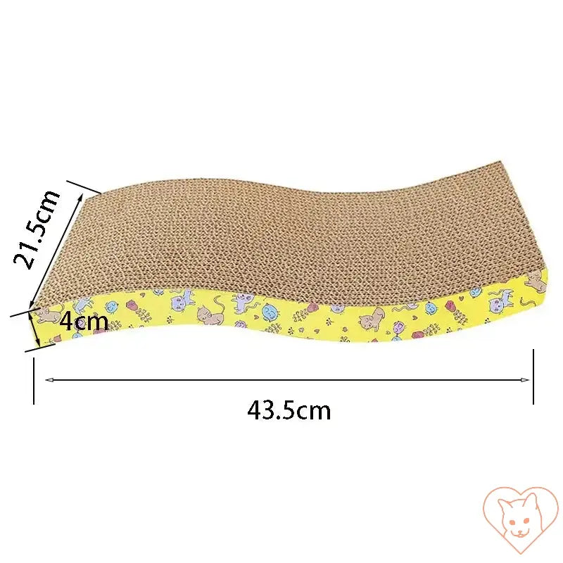 Scratch-resistant cat scratcher sofa bed with dimensions 43.5cm x 21.5cm x 4cm, featuring durable corrugated cardboard.