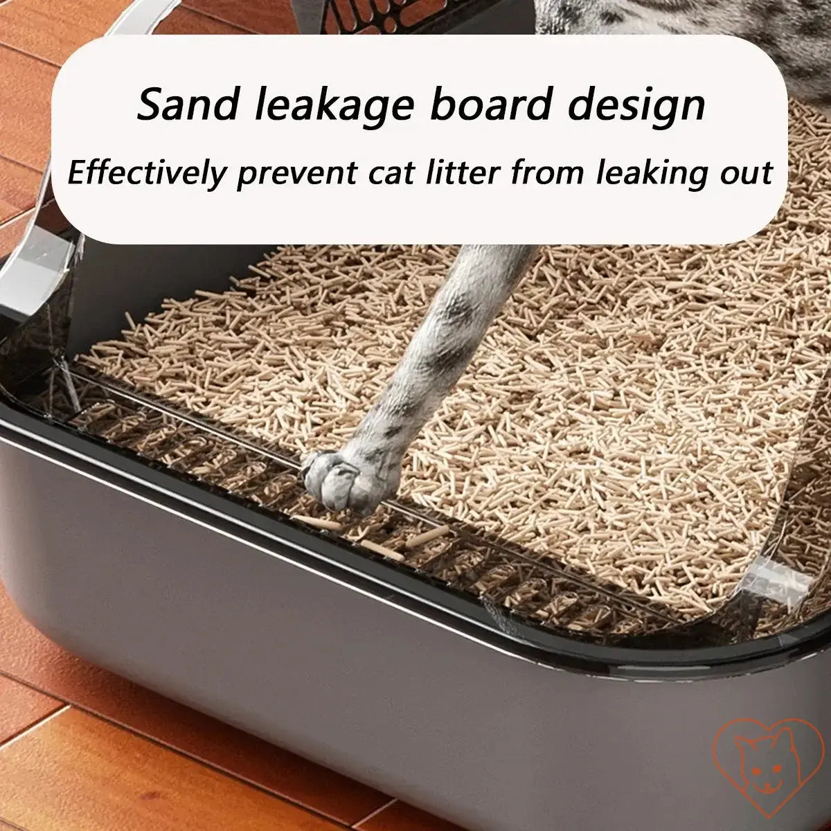 Close-up of sand leakage board in semi-enclosed cat litter box preventing litter from spilling.